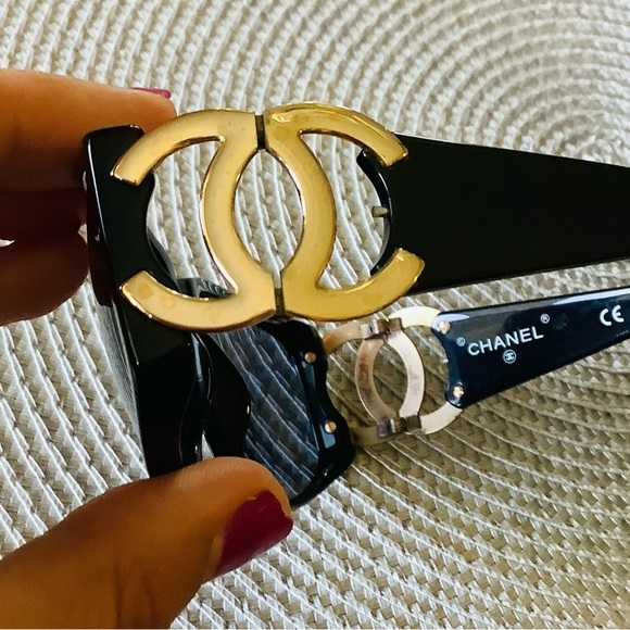 Authentic CHANEL sunglasses 😎 - Picture 8 of 14